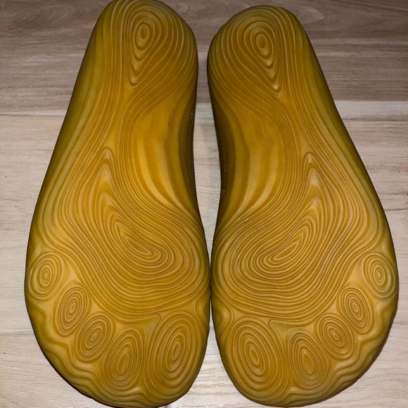 Vivobarefoot Suede Addis. Barefoot minimalist shoes - Picture 6 of 7